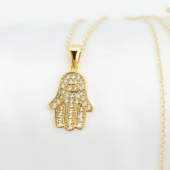 18K Gold filled Hamsa hand necklace. New - Picture 2 of 8